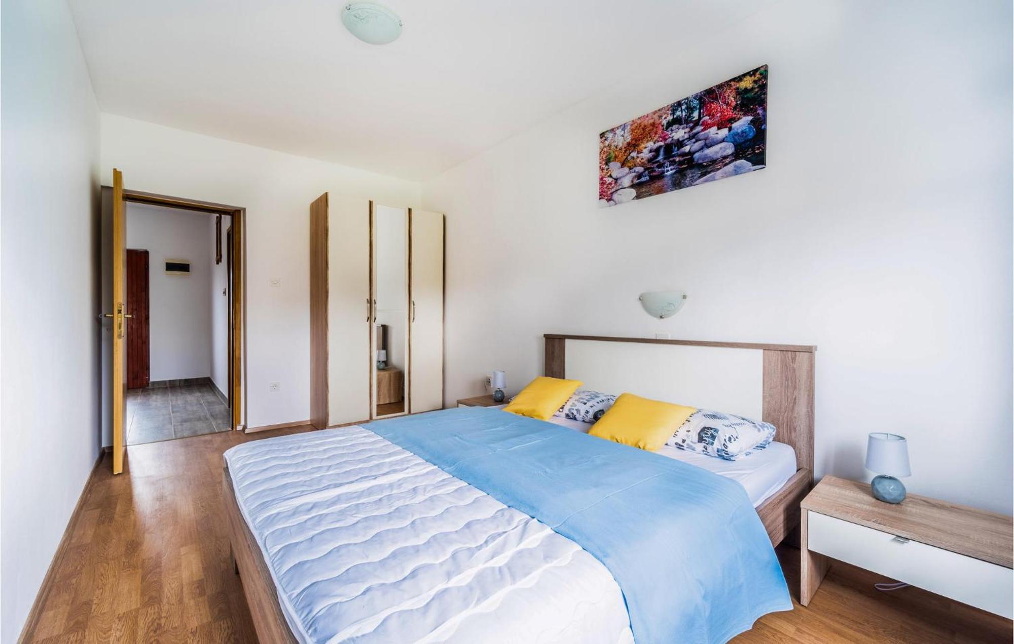 Amazing Apartment In Krnica With Kitchen Zewnętrze zdjęcie